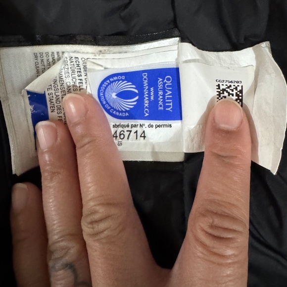 Canada Goose Rossclair Mid Length Fur Hood Parka - Picture 11 of 13